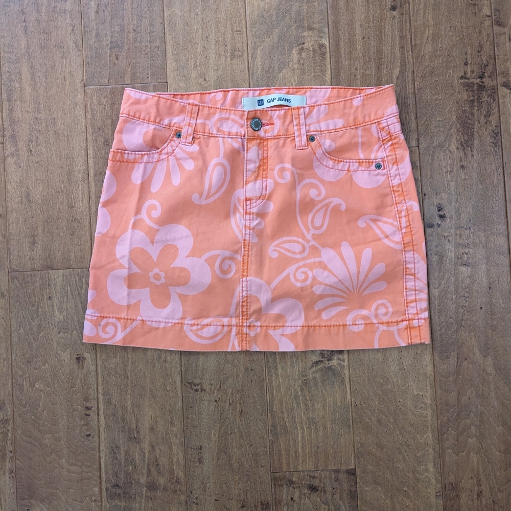 GAP Skirt